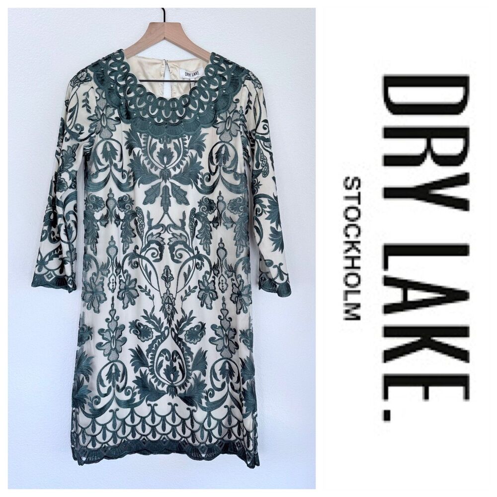 NEW Dry Lake Stockholm Jill Embroidered Long Sleeve Shift Dress in Emerald Sz M